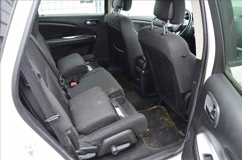 Fiat Freemont (2012) 2,0 MULTIJET AWD AT - fotka 27 z 28