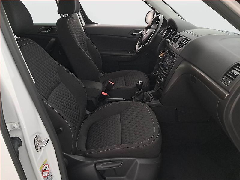 Škoda Yeti (2017) 1.2 TSI, Tempomat - fotka 9 z 19