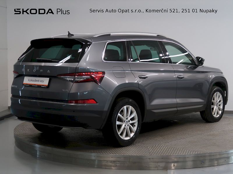 Škoda Kodiaq (2023) STYLE 2.0TDI 147KW 4x4 DSG TAŽ - fotka 2 z 44