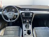 Volkswagen Passat (2015) 2.0 TDi, Highline, LED, navi - náhled 8