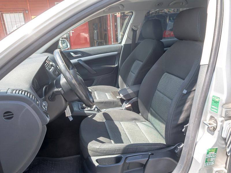 Škoda Octavia (2007) ČR 2.0TDI 103KW 2x KOLA– SCOUT - fotka 15 z 44
