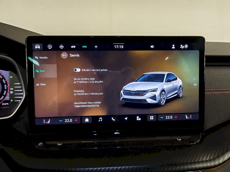 Škoda Octavia (2025) 2.0 TSI 195 kW DSG RS - fotka 16 z 31