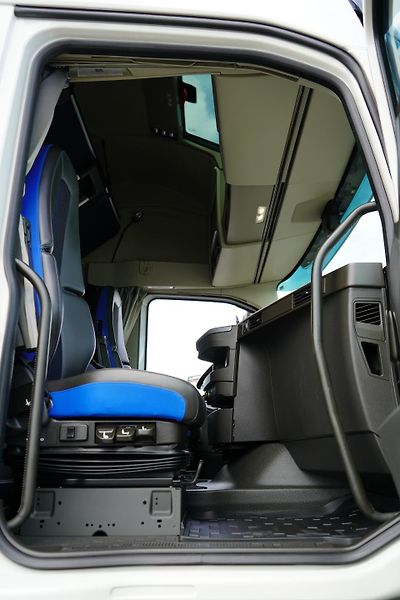 Volvo FH (2022) 500 / I – SAVE / XL / EURO 6 / - fotka 8 z 49