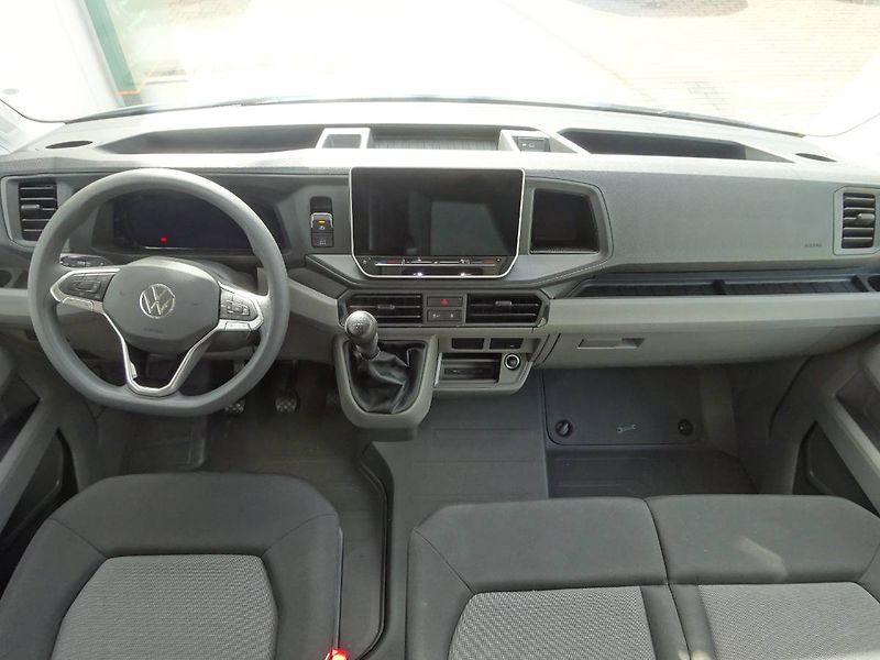 Volkswagen Crafter (2026) SKŘÍŇ Plus 35 130KW 6G FWD SR - fotka 5 z 27