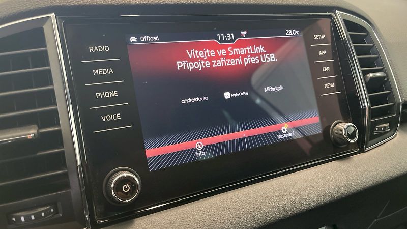 Škoda Karoq (2019) Sportline 2.0 TDI 110kW  4x4 - fotka 29 z 32