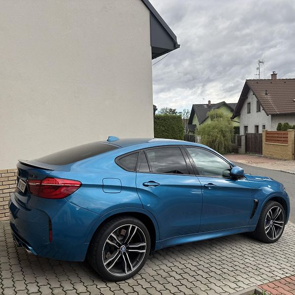 BMW X6 (2015) M - fotka 2 z 9