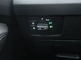 Volkswagen Passat (2018) 2.0 TDI, 4X4, Automat, Kůže - náhled 18