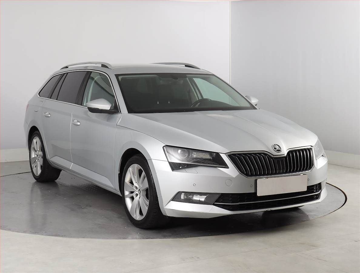 Škoda Superb Style 2.0 TDI, Serv.kniha