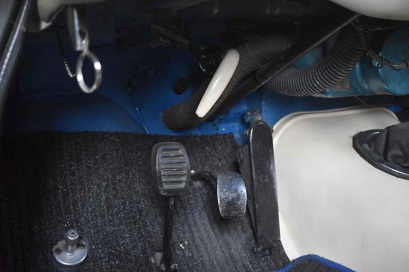 Auto je plně schopné provozu a také čas od času vyjede na silnici