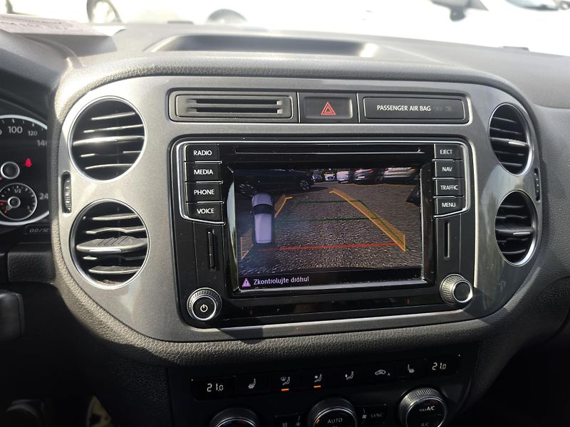 Volkswagen Tiguan 1.4 TSi Led Navi TZ Kei  - fotka 19 z 19