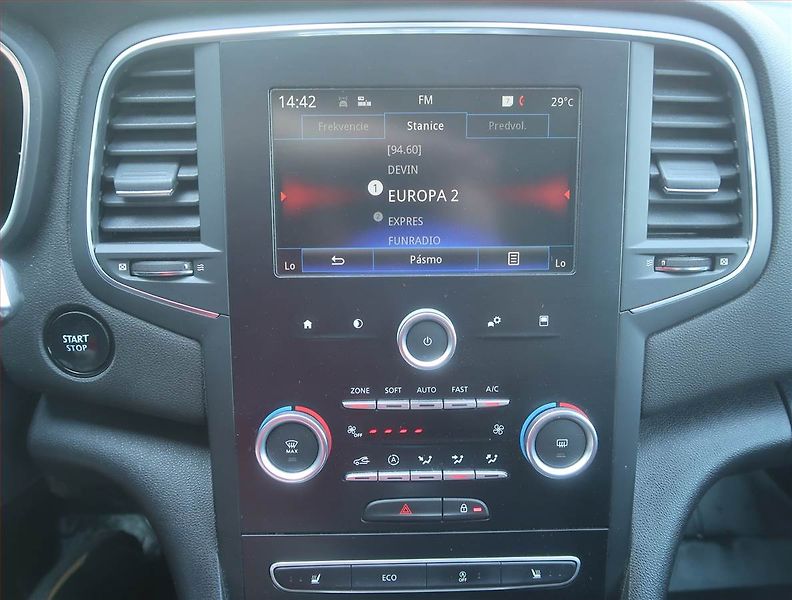 Renault Mégane (2018) 1.5 dCi, Navi, Tempomat - fotka 12 z 15