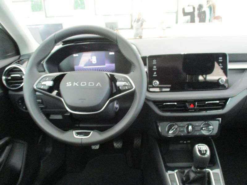 Škoda Fabia Selection 1,0TSI 70kW MT5/P600 - fotka 12 z 14