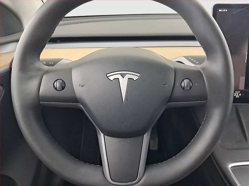 Tesla Model Y (2022) Long Range AWD 79kWh, SoH 92% - fotka 19 z 25