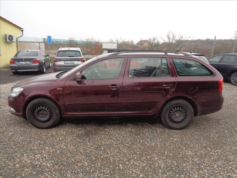 Škoda Octavia 2,0 Laurin Klement - fotka 4 z 19