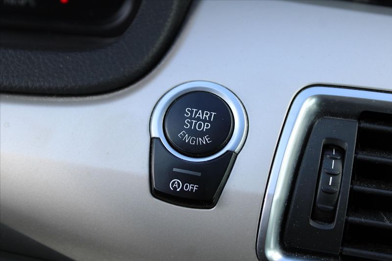 BMW Řada 5 530d GT xDrive LUXURY NAVI - fotka 16 z 27