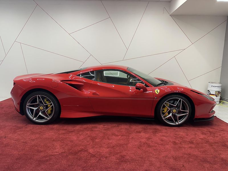 Ferrari F8 (2020) Tributo*360*LIFT*QUIO*TOP SPEC - fotka 5 z 13