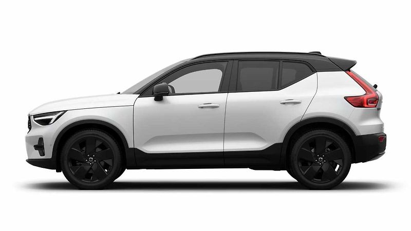 Volvo XC40 (2026) ULTRA B4, 360°, PIXEL LED - fotka 2 z 31