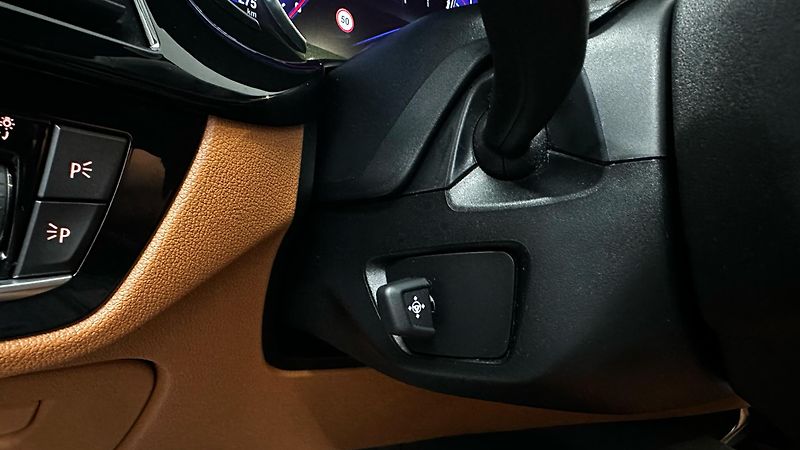 BMW Řada 5 XDIRVE/SPORT LINE/2 SADY GUM - fotka 35 z 55