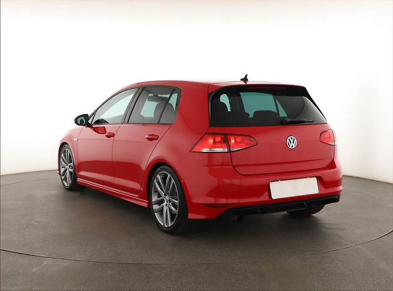 Volkswagen Golf (2014) 1.2 TSI, Navi, Tempomat - fotka 4 z 18