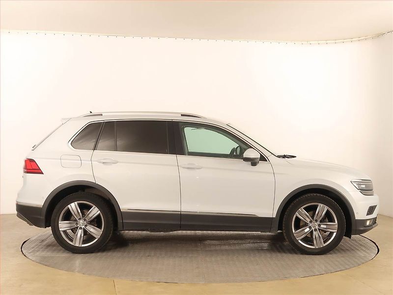 Volkswagen Tiguan (2018) 2.0 TDI, 4X4, Automat, Navi - fotka 6 z 19