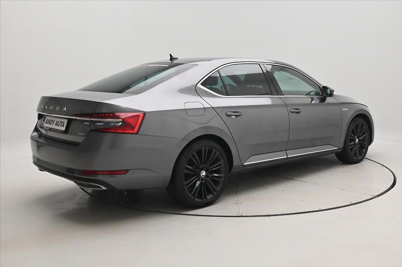 Škoda Superb 2,0 TDI 147 kW DSG L&K 4x4 Zár - fotka 5 z 32