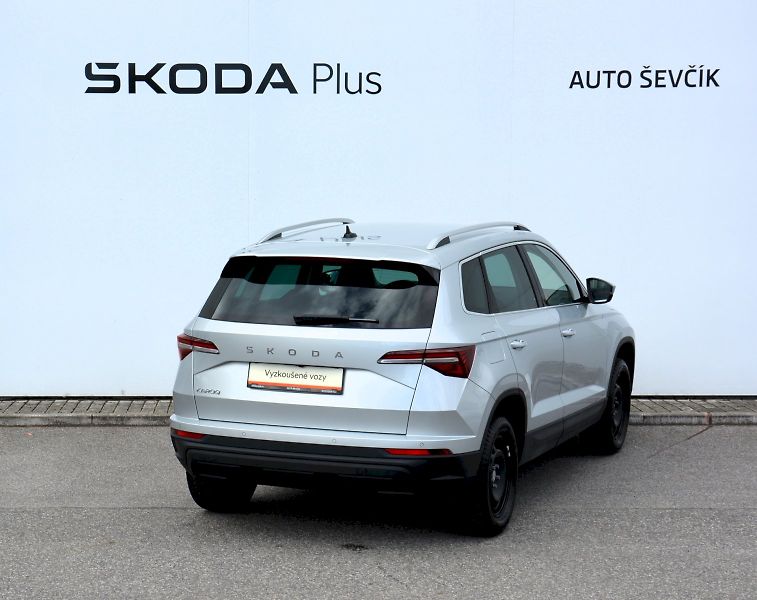 Škoda Karoq (2024) 1.5 TSI 110 kW TOP Selection D - fotka 2 z 29