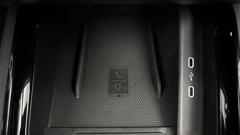 Škoda Kamiq 1.5 TSI DSG Monte Carlo - fotka 22 z 30