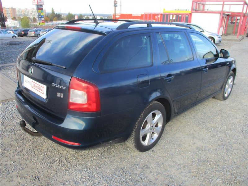 Škoda Octavia 1,4 TSI, digiklima, servis, - fotka 5 z 28