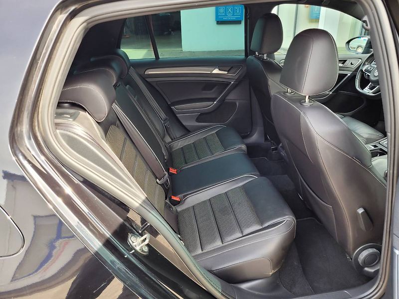 Volkswagen Golf 2.0 TDI GTD DSG Záruka 2roky - fotka 40 z 45