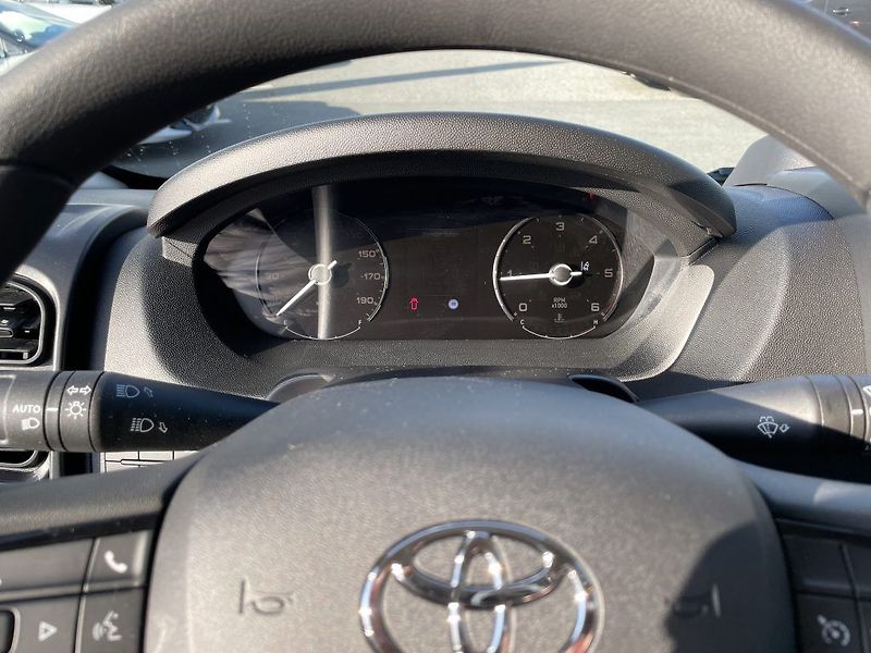 Toyota Proace Max 2.2D 140k 6MT L3H3 - fotka 19 z 33