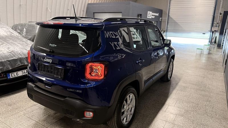 Jeep Renegade (2020) 1.3 T4 PHEV,4x4,50km dojezd - fotka 36 z 59