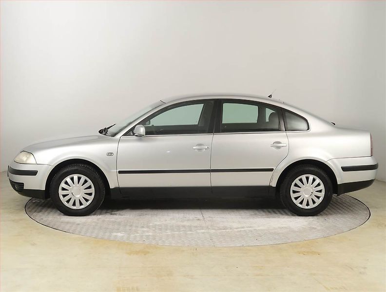 Volkswagen Passat (2005) 1.9 TDI, nová STK, Klima - fotka 3 z 16