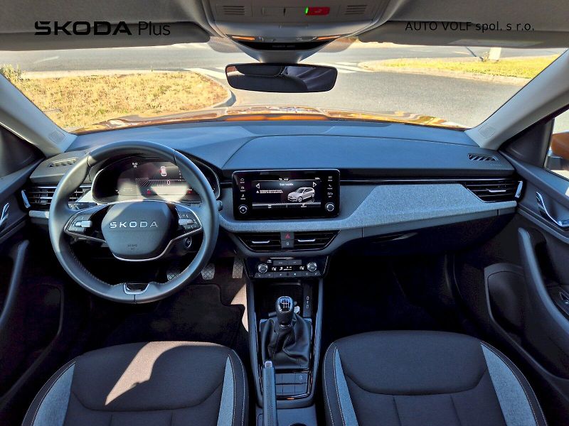Škoda Kamiq (2025) Selection 1.0TSi 85kW 6°manuál - fotka 5 z 25