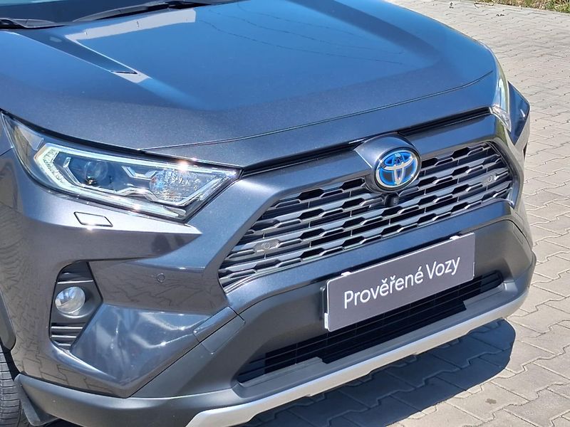 Toyota RAV4 2.5 HSD e-CVT AWD Executive - fotka 24 z 24