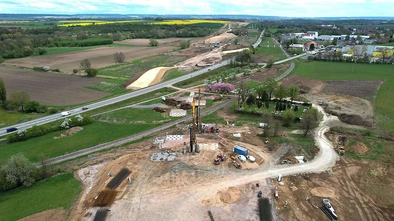 Snímky z výstavby dálnice D35 Džbánov - Litomyšl, duben 2025