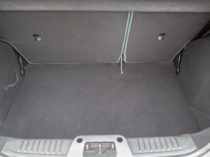 Ford Fiesta (2012) 1.25i 44KW – KLIMA - fotka 25 z 32