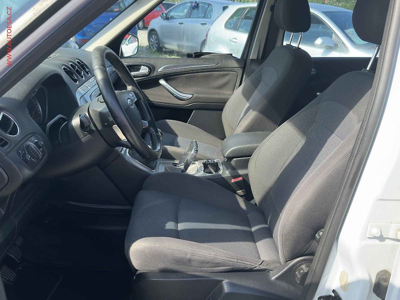 Ford S-MAX (2009) 2.5T, autoAC - fotka 9 z 19