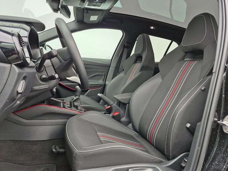 Škoda Fabia (2025) Monte Carlo 1.0 TSI 85kW - fotka 13 z 29