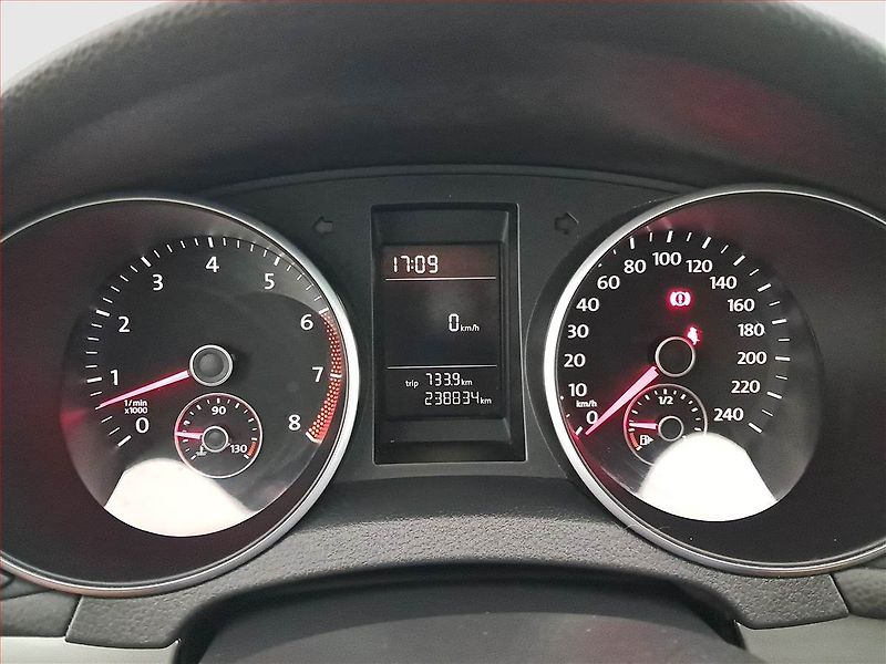 Volkswagen Golf (2011) 1.2 TSI, po STK, dobrý stav - fotka 11 z 15