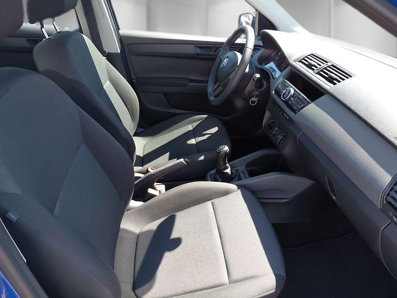 Škoda Fabia (2020) 1,0 MPi 44kW Active ČR - fotka 22 z 24