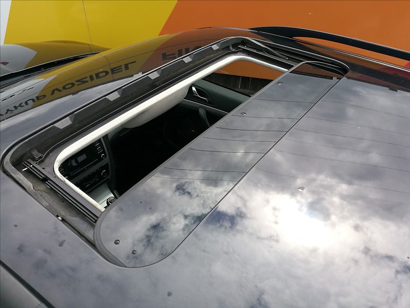 Škoda Octavia 1,2 TSI LPG kombi Elegance - fotka 18 z 22