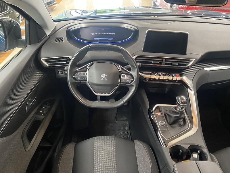 Peugeot 3008 1.5HDi 130 Active Pack, ČR - fotka 9 z 30