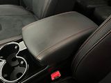Ford S-MAX 2.5 HEV ST-Line 7míst - náhled 25