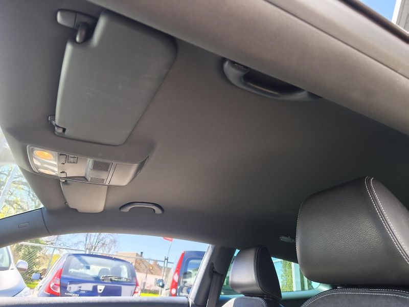 Volkswagen Scirocco (2009) 1,4TSi-Velký.servis-záruka!! - fotka 15 z 29