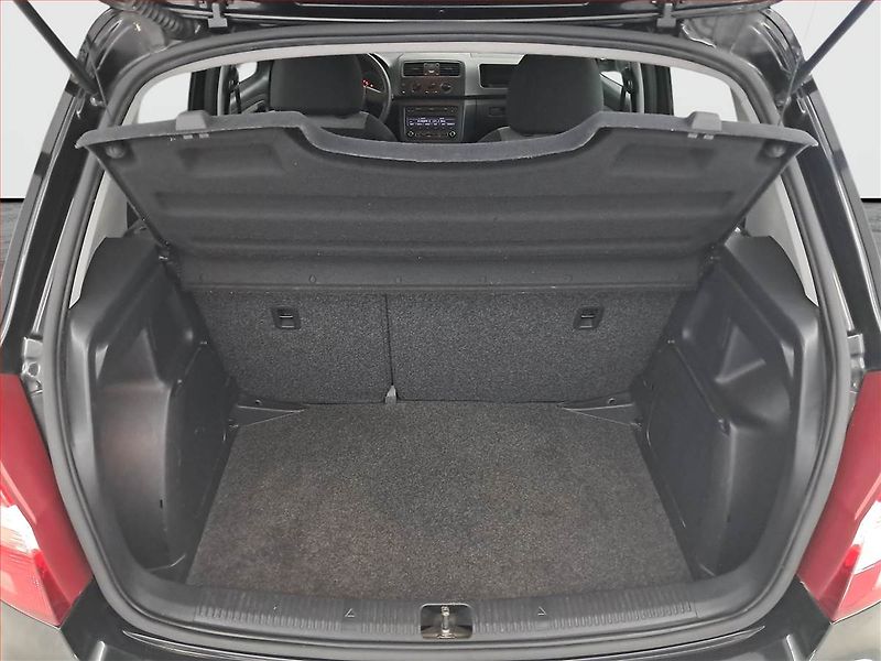 Škoda Fabia (2012) 1.2 12V, nová STK, Tažné - fotka 13 z 13