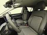 Volkswagen Golf (2025) 1,5   TSI People - náhled 10
