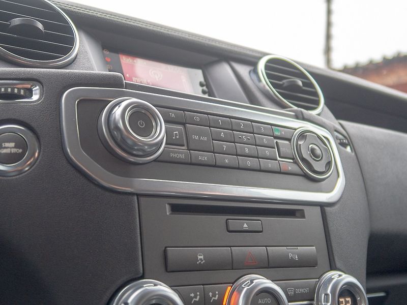 Land Rover Discovery (2009) 3.0D 180KW 4x4 – PO ROZVODECH - fotka 28 z 59