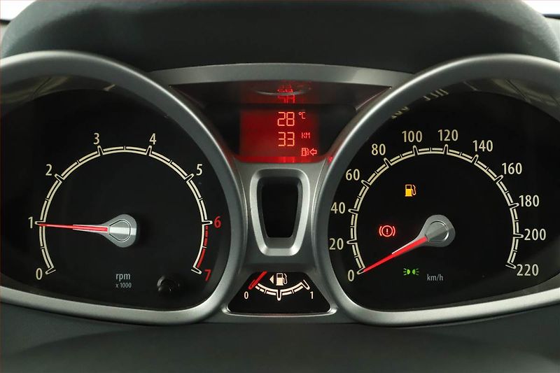 Ford Fiesta (2009) 1.25, jezdí výborně - fotka 8 z 15