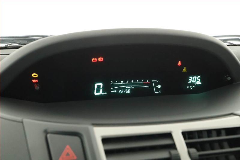 Toyota Yaris (2009) 1.0 VVT-i, ČR,1.maj - fotka 8 z 11