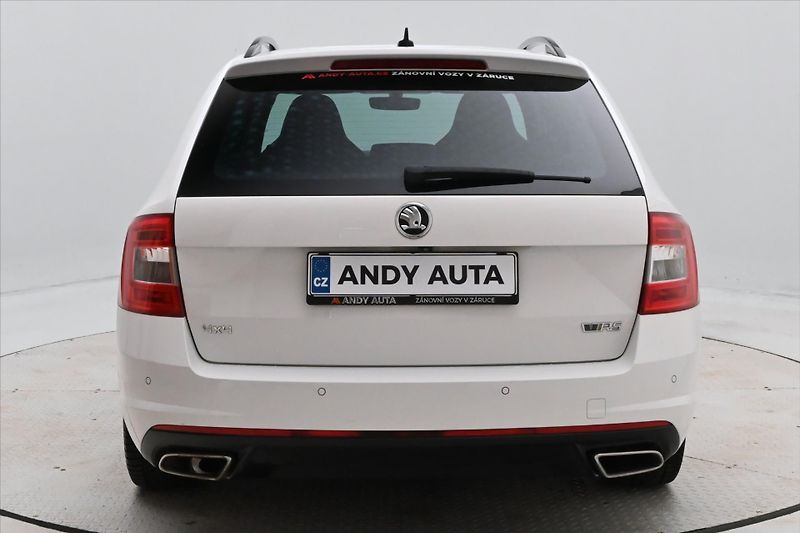 Škoda Octavia 2,0 TDI 135kW RS Záruka až 5 l - fotka 6 z 30